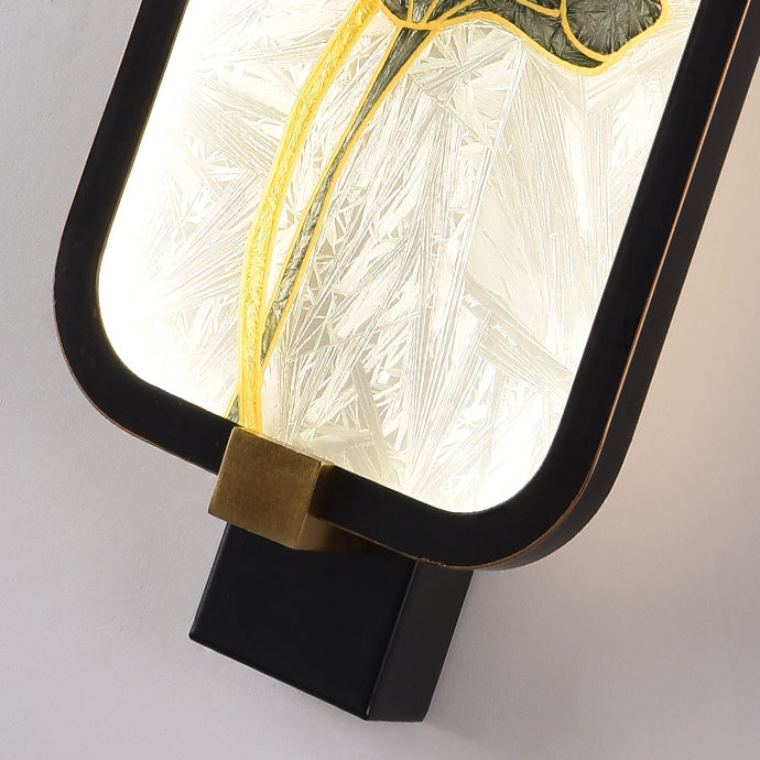 Aplique de pared LED de esmalte rectangular de hierro, latón y vidrio chino tradicional para mesita de noche 