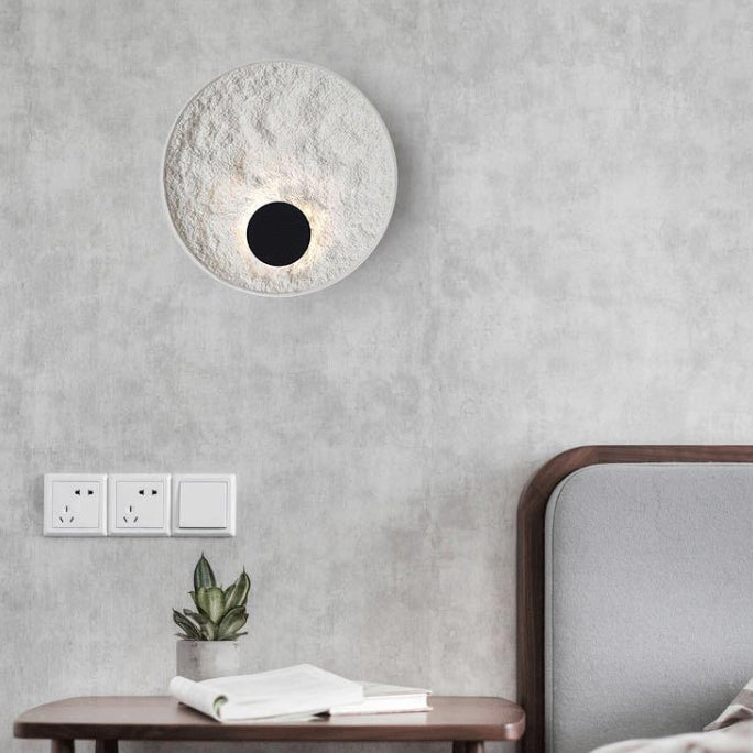 Applique murale LED en résine métallique ronde nordique contemporaine pour chevet 