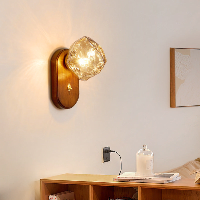 Lámpara de aplique de pared contemporánea retro de madera maciza con vidrio en forma de cubo de hielo elíptico de 1 luz para mesita de noche 