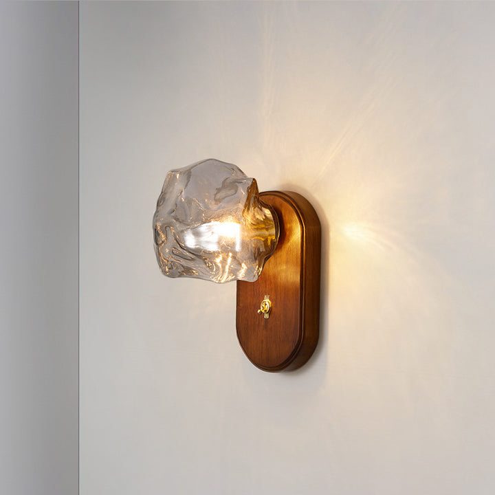 Lámpara de aplique de pared contemporánea retro de madera maciza con vidrio en forma de cubo de hielo elíptico de 1 luz para mesita de noche 