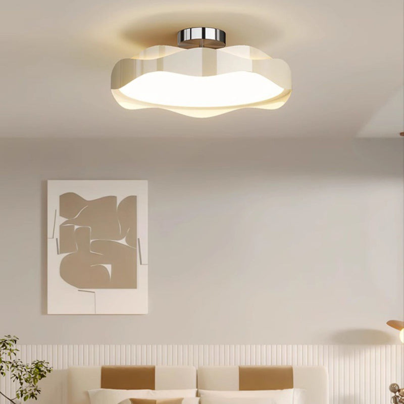 Zeitgenössische nordische runde LED-Deckenleuchte aus Eisen PE mit Wellenstruktur für Schlafzimmer 