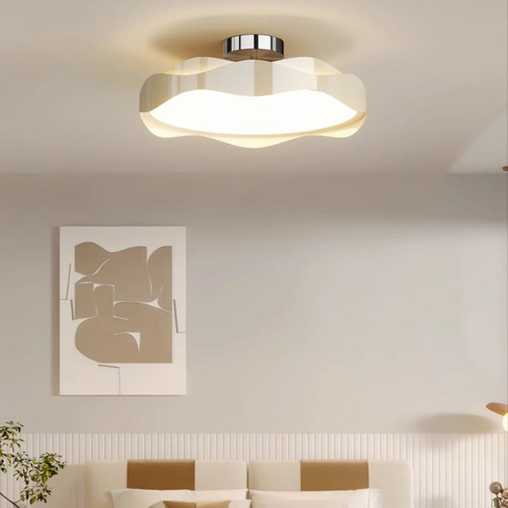 Zeitgenössische nordische runde LED-Deckenleuchte aus Eisen PE mit Wellenstruktur für Schlafzimmer 