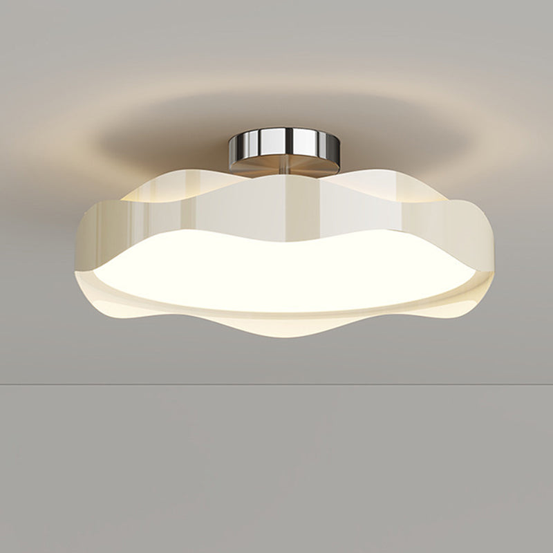 Zeitgenössische nordische runde LED-Deckenleuchte aus Eisen PE mit Wellenstruktur für Schlafzimmer 