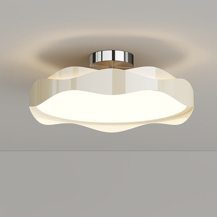Zeitgenössische nordische runde LED-Deckenleuchte aus Eisen PE mit Wellenstruktur für Schlafzimmer 