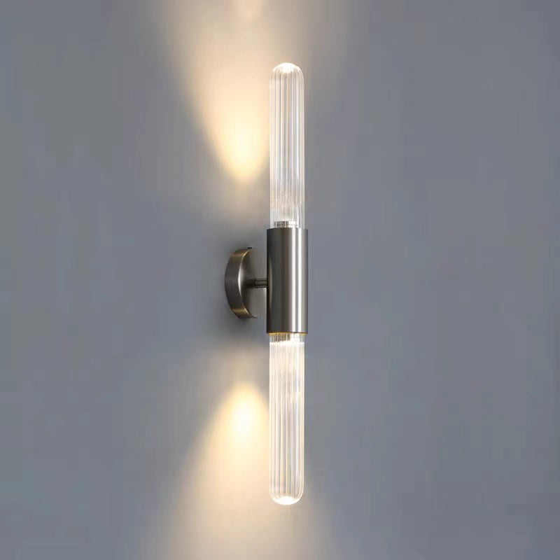 Zeitgenössische nordische Aluminium-Kupfer-Glasstreifen-2-Licht-Wandleuchterlampe für den Flur 