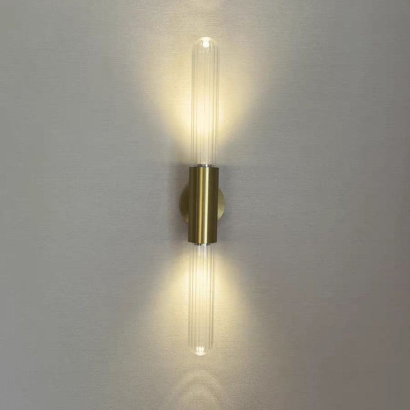 Zeitgenössische nordische Aluminium-Kupfer-Glasstreifen-2-Licht-Wandleuchterlampe für den Flur 