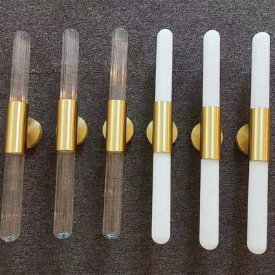 Zeitgenössische nordische Aluminium-Kupfer-Glasstreifen-2-Licht-Wandleuchterlampe für den Flur 