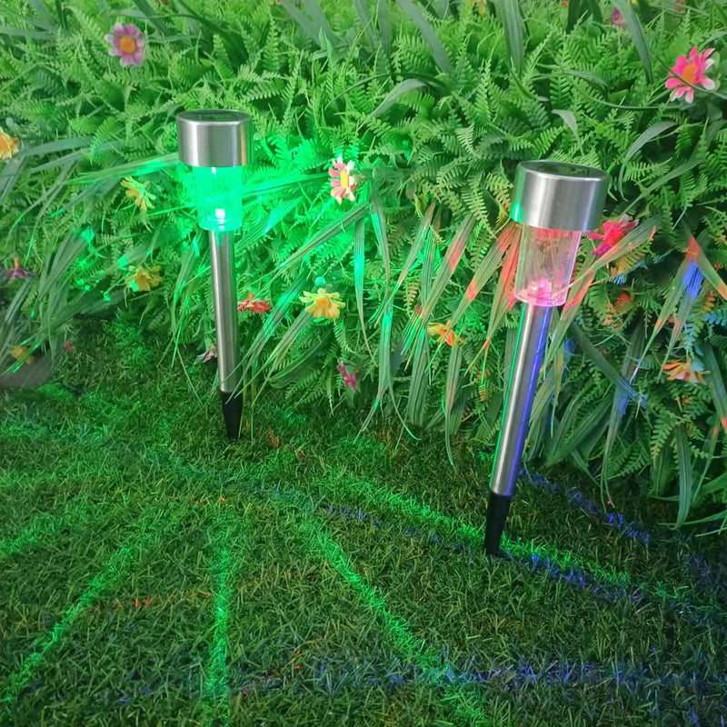 إضاءة خارجية LED أسطوانية من الفولاذ المقاوم للصدأ مقاومة للماء تعمل بالطاقة الشمسية ببساطة حديثة للحديقة 