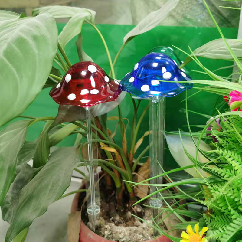 Luz exterior moderna de arte deco solar impermeable de plástico con forma de hongo LED para jardín 