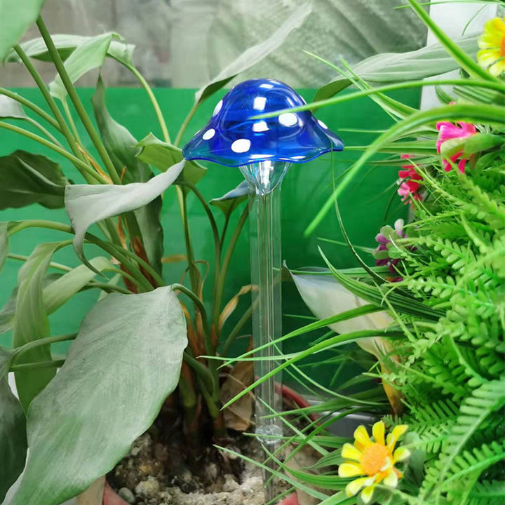 Luz exterior moderna de arte deco solar impermeable de plástico con forma de hongo LED para jardín 