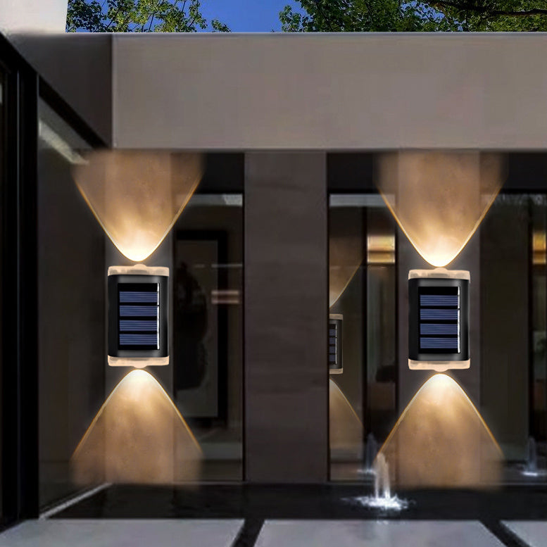 مصباح حائط LED مستطيل من ABS PVC مقاوم للماء بالطاقة الشمسية بتصميم بسيط حديث للفناء الخارجي 