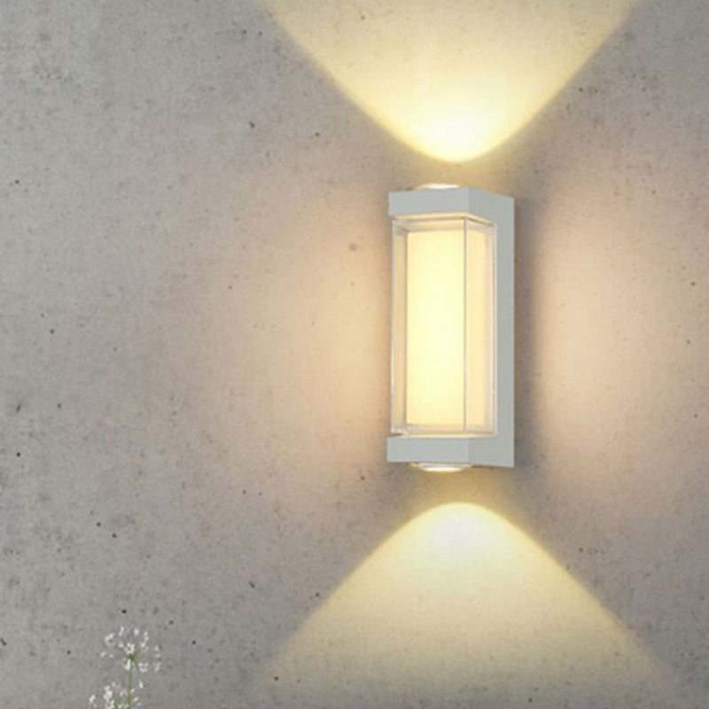 مصباح حائط LED مكعب أسطواني من الألومنيوم المقاوم للماء بتصميم بسيط وحديث للفناء الخارجي 