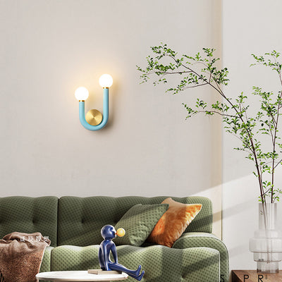 Applique murale LED en forme de U courbée en fer créatif contemporain en aluminium et acrylique pour chevet 