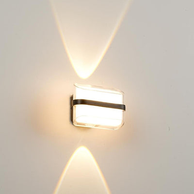 Lampe murale LED rectangulaire en aluminium acrylique étanche à la simplicité moderne pour patio extérieur 