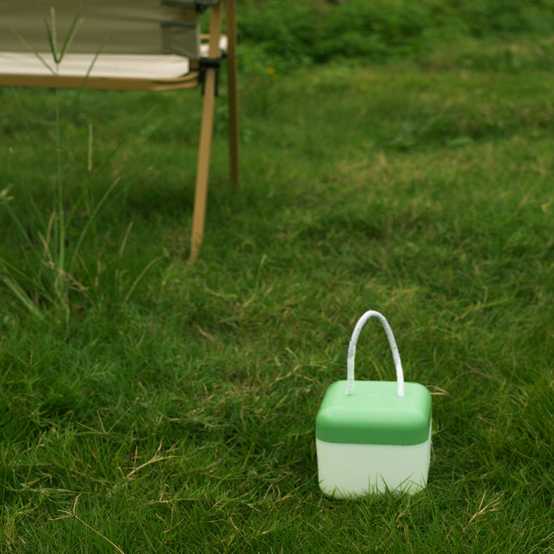 Éclairage paysager LED cylindrique portable rechargeable en ABS de simplicité moderne pour le jardin 