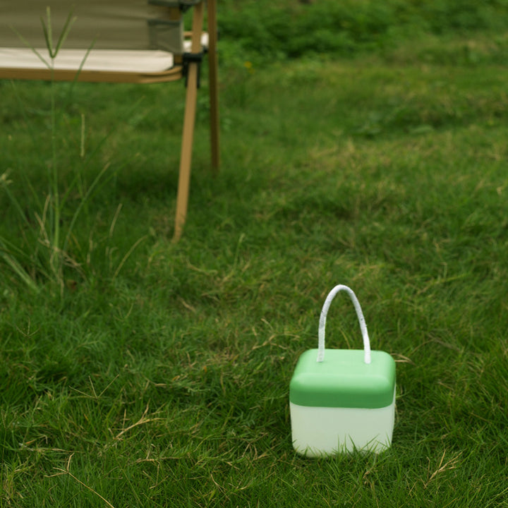 Éclairage paysager LED cylindrique portable rechargeable en ABS de simplicité moderne pour le jardin 