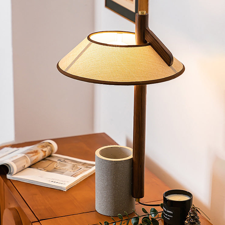Lampe de table 1 lumière avec vase cylindrique conique en ciment, tissu en bois de frêne vintage traditionnel pour chambre à coucher 