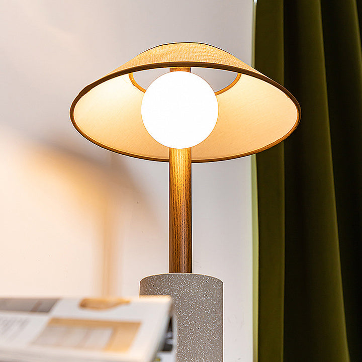 Lampe de table 1 lumière avec vase cylindrique conique en ciment, tissu en bois de frêne vintage traditionnel pour chambre à coucher 