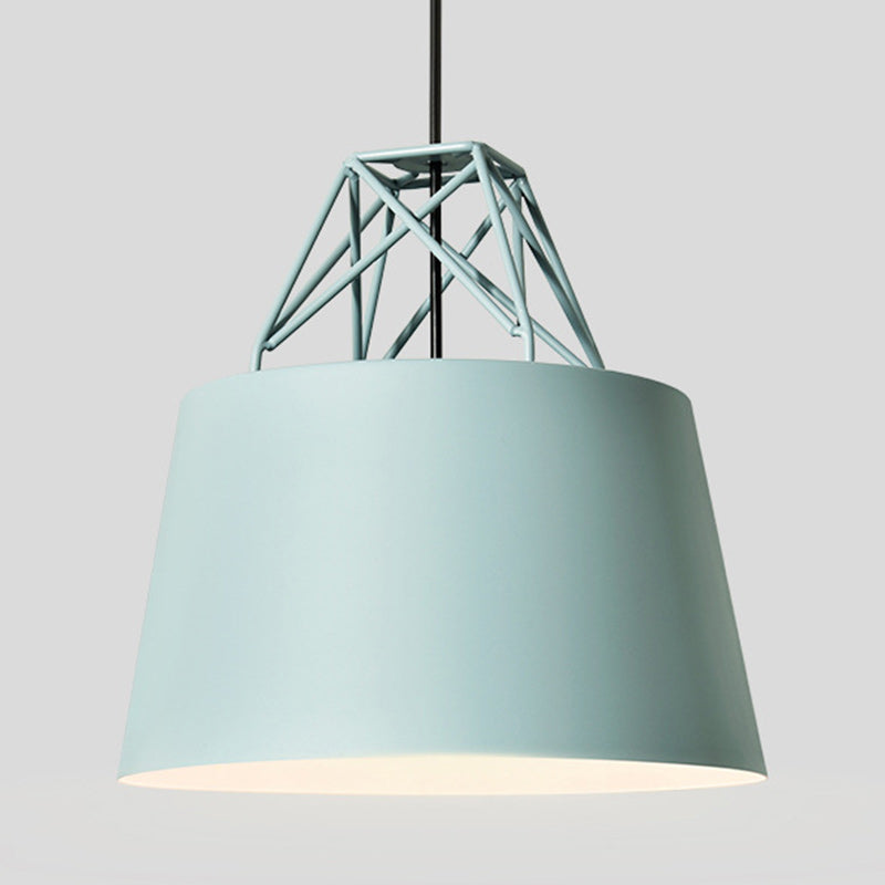 Zeitgenössische skandinavische Aluminium-Eisen-Zylinder-1-Licht-Pendelleuchte für Esszimmer 