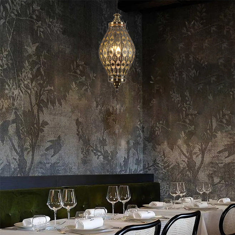 Suspension moderne bohème elliptique en fer ajouré à 1 lumière pour salle à manger 