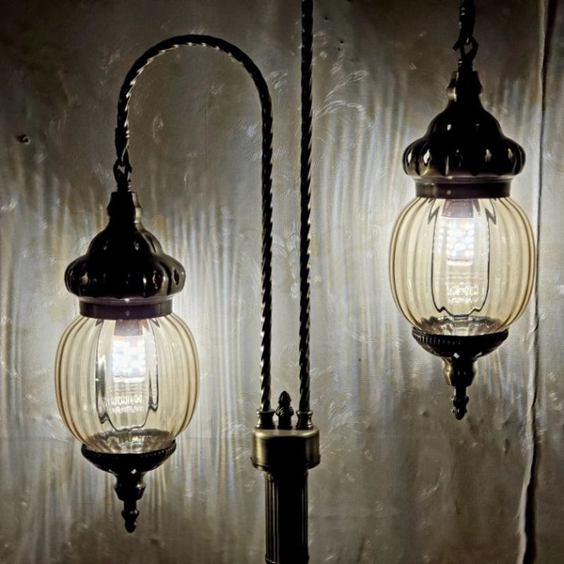 Lampe de table à deux lumières en fer vintage traditionnel avec globe en verre pour salle à manger 