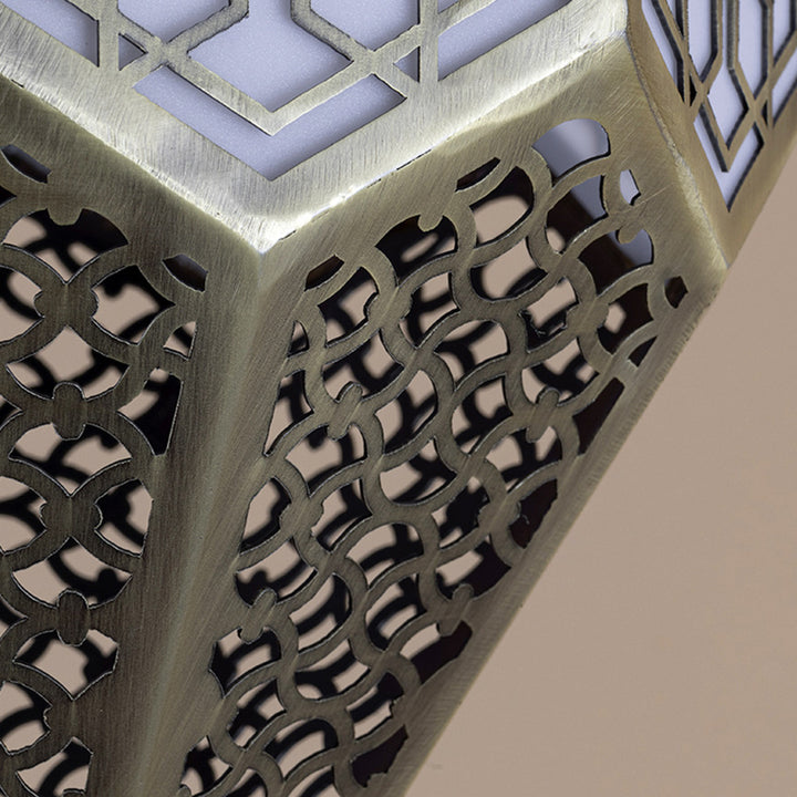 Lanterne contemporaine rétro en fer creusé rhombique sculpté 1 lumière pour salle à manger 