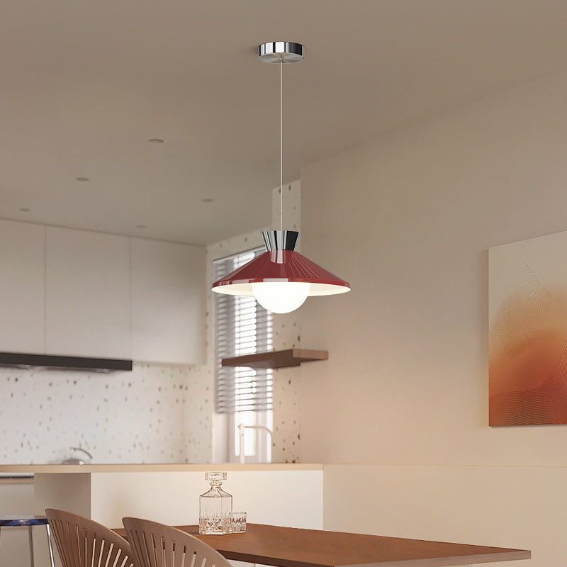 Lustre à LED conique en verre et fer scandinave contemporain avec bras oscillant pour salle à manger 