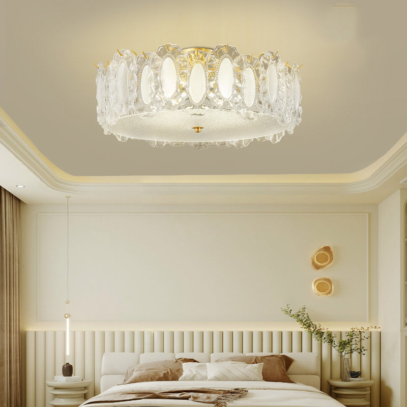 Traditionelle französische Deckenleuchte aus Messing und Glas, mattiert, rund, geriffelt, 4/5 Lichter, halbbündige Montage, für Schlafzimmer 