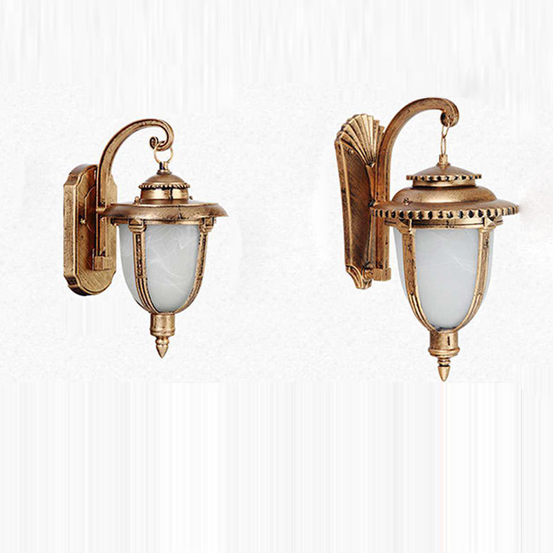 Lanterne de voiture en verre en aluminium étanche traditionnelle européenne à 1 lumière pour patio extérieur 