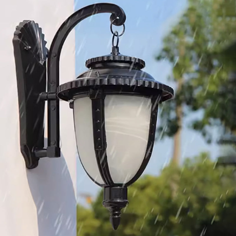 Lanterne de voiture en verre en aluminium étanche traditionnelle européenne à 1 lumière pour patio extérieur 