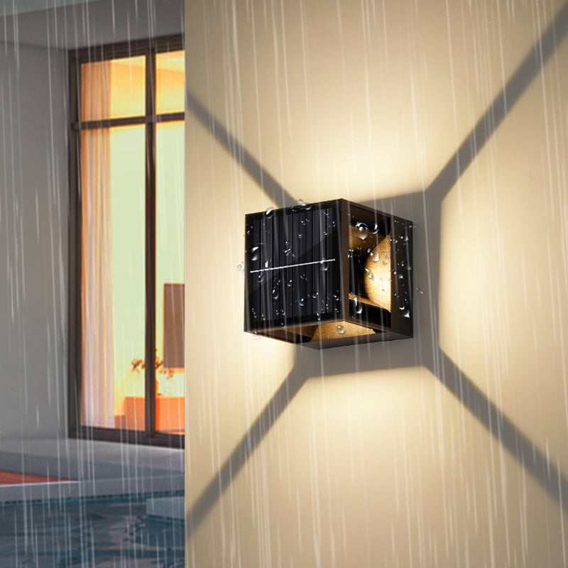 Applique Murale LED Cube en Aluminium ABS Étanche Solaire Minimaliste Moderne pour Patio Extérieur 