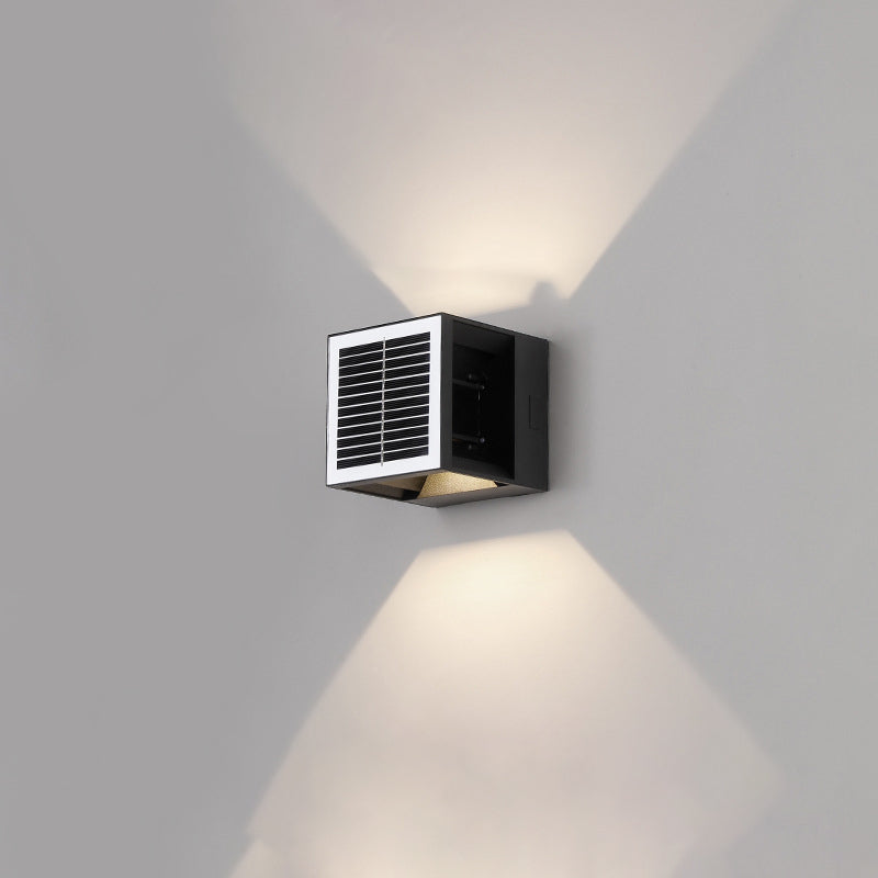 Applique Murale LED Cube en Aluminium ABS Étanche Solaire Minimaliste Moderne pour Patio Extérieur 