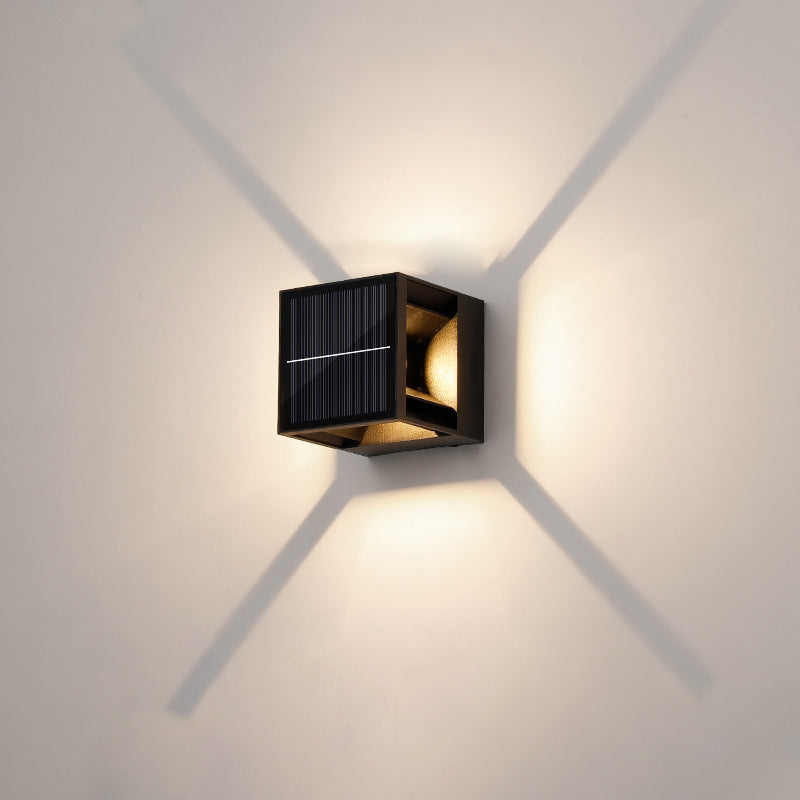 Applique Murale LED Cube en Aluminium ABS Étanche Solaire Minimaliste Moderne pour Patio Extérieur 