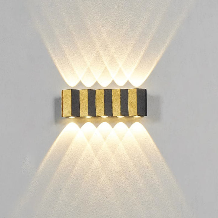 Modern Simplicity Waterproof Aluminum Rectangular Bent Up And Down LED Wall Sconce Lamp For Outdoor Patio