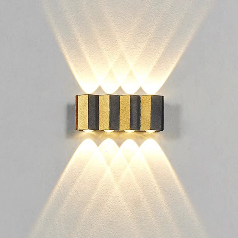 Lámpara de Aplique de Pared LED Impermeable de Aluminio Rectangular Doblada Hacia Arriba y Abajo de Simplicidad Moderna para Patio Exterior 