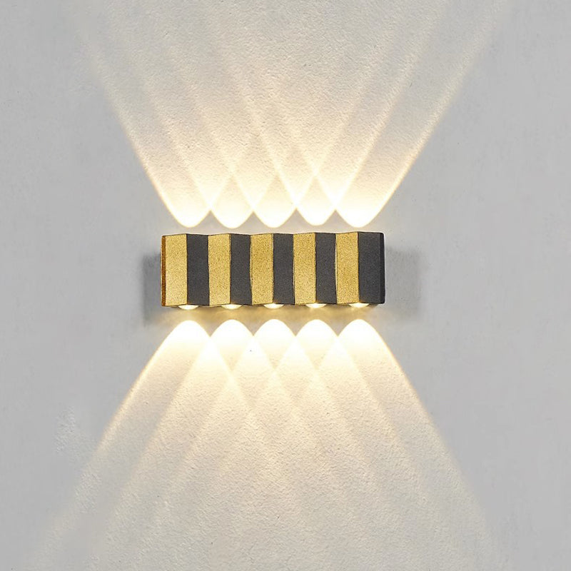Lámpara de Aplique de Pared LED Impermeable de Aluminio Rectangular Doblada Hacia Arriba y Abajo de Simplicidad Moderna para Patio Exterior 