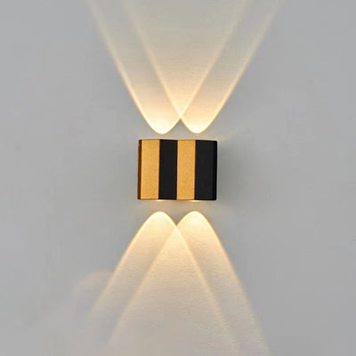 Lámpara de Aplique de Pared LED Impermeable de Aluminio Rectangular Doblada Hacia Arriba y Abajo de Simplicidad Moderna para Patio Exterior 