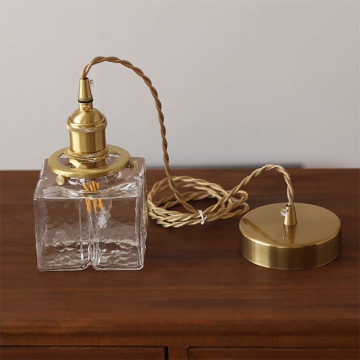 Zeitgenössische Retro Messing Eisen Glas Zylinder Würfel 1-Licht Pendelleuchte für Esszimmer 