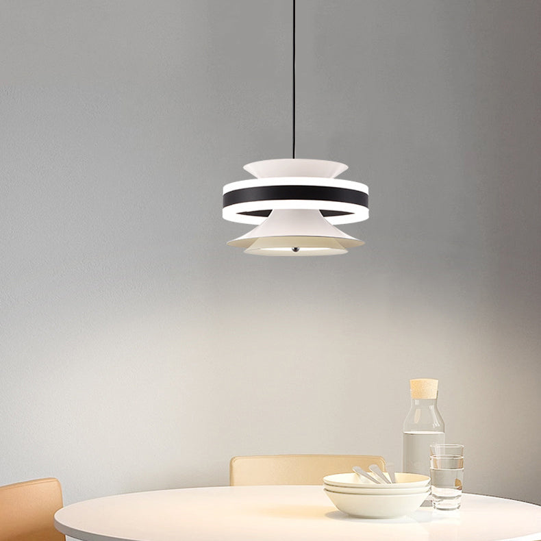 Lámpara colgante LED de giroscopio toroidal móvil de aluminio acrílico nórdico contemporáneo para comedor 