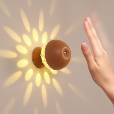 Lampe murale LED à boule de contrôle gestuel rechargeable en bois et métal de simplicité moderne avec lumière de nuit pour chevet 