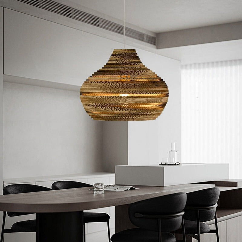 Suspension lumineuse à une ampoule en forme de goutte en papier ondulé créatif contemporain pour salle à manger 