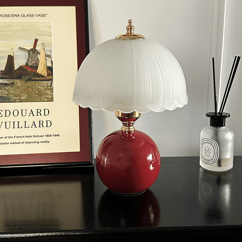 Lampe de table contemporaine nordique en céramique, métal, verre, boule, dôme, pétale à 1 lumière pour chevet 