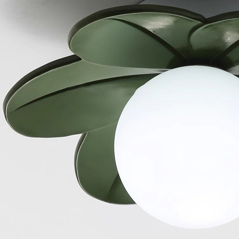 Plafonnier semi-encastré à 1 lumière en résine, métal et verre contemporain scandinave pour couloir 