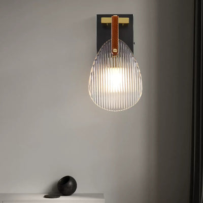 Applique murale moderne Art Déco en fer, laiton, verre, cuir, coquillage à LED pour chevet 