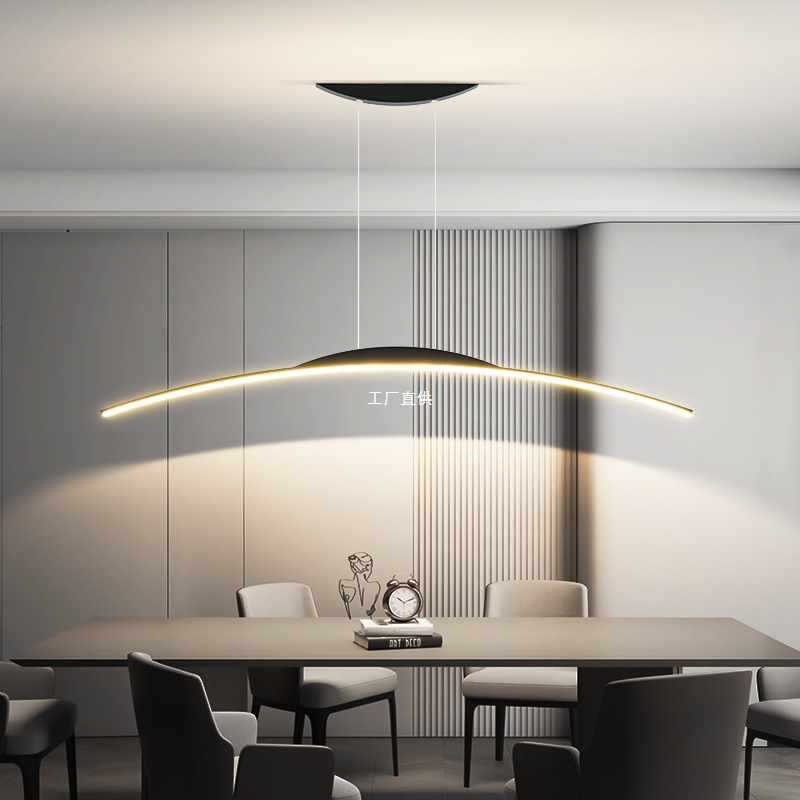 Moderne minimalistische Eisen-Aluminium-Silica-Streifen gebogene LED-Kronleuchter Insellicht für Esszimmer 