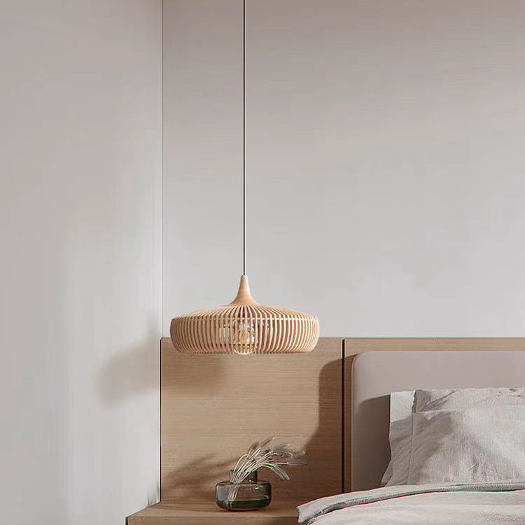 Lanterne en laiton japonais traditionnel avec bois creux, suspension ronde à 1 lumière pour salle à manger 