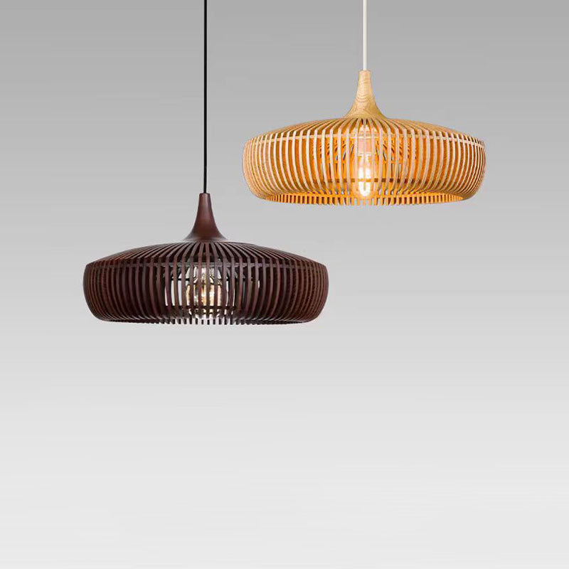 Lanterne en laiton japonais traditionnel avec bois creux, suspension ronde à 1 lumière pour salle à manger 
