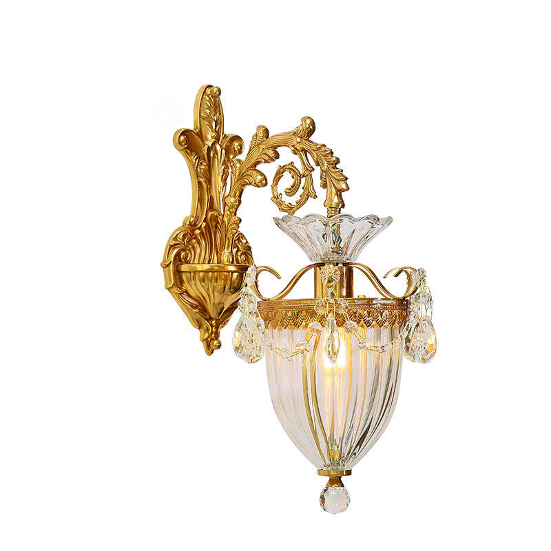 Traditionelle europäische Legierung Messing Glas Kristall tropfenförmige geschnitzte 1/2 Licht Wandlampe für Wohnzimmer 