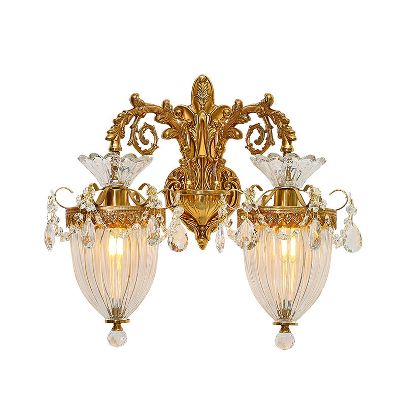 Traditionelle europäische Legierung Messing Glas Kristall tropfenförmige geschnitzte 1/2 Licht Wandlampe für Wohnzimmer 