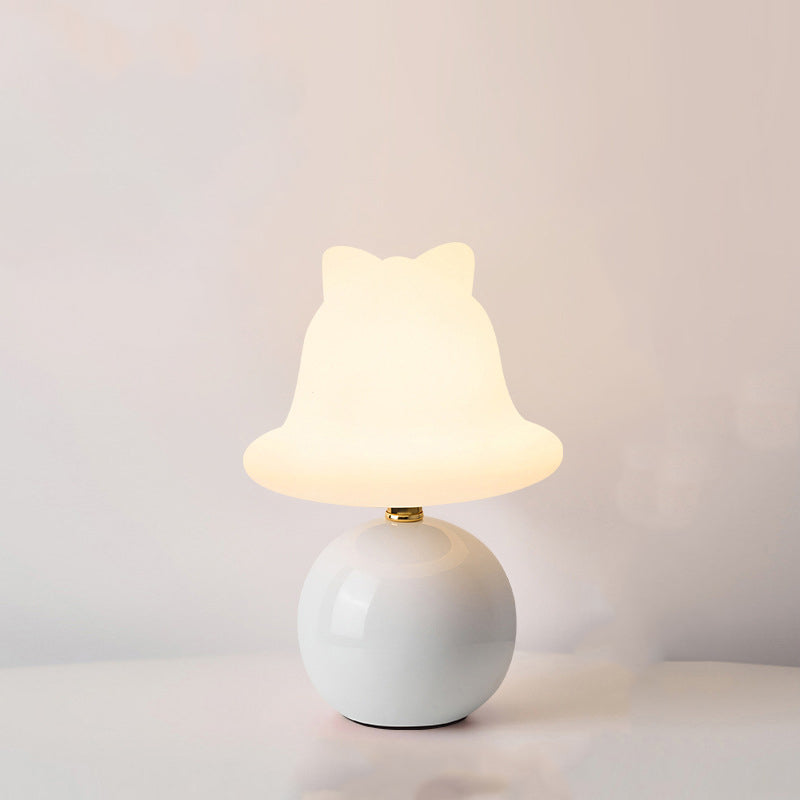 Lampe de table LED en céramique PVC USB avec cloche à bille de simplicité moderne pour chevet 
